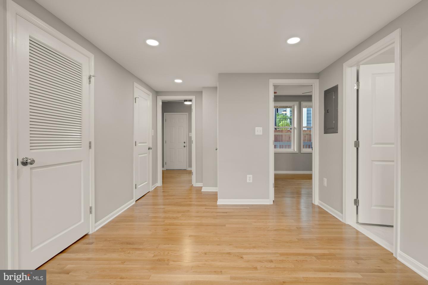 303 SEATON PL NE #2, WASHINGTON, District Of Columbia 20002, 2 Bedrooms Bedrooms, ,1 BathroomBathrooms,Residential,For sale,303 SEATON PL NE #2,DCDC2220342 MLS # DCDC2220342