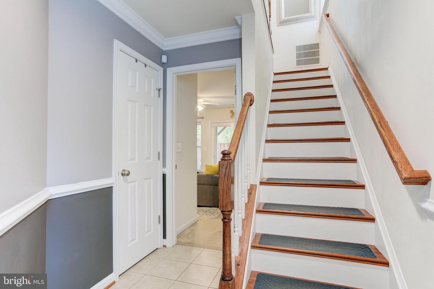 15673 JOHN DISKIN CIR, WOODBRIDGE, Virginia 22191, 3 Bedrooms Bedrooms, 5 Rooms Rooms,3 BathroomsBathrooms,Residential,For sale,15673 JOHN DISKIN CIR,VAPW2103280 MLS # VAPW2103280