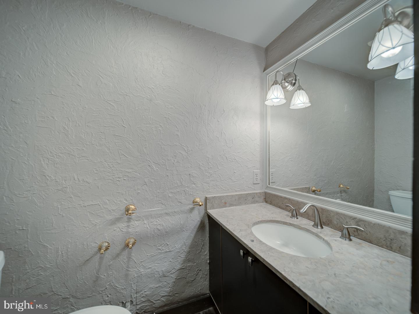 2142 CATHEDRAL AVE NW, WASHINGTON, District Of Columbia 20008, 4 Bedrooms Bedrooms, ,4 BathroomsBathrooms,Residential,For sale,2142 CATHEDRAL AVE NW,DCDC2220438 MLS # DCDC2220438