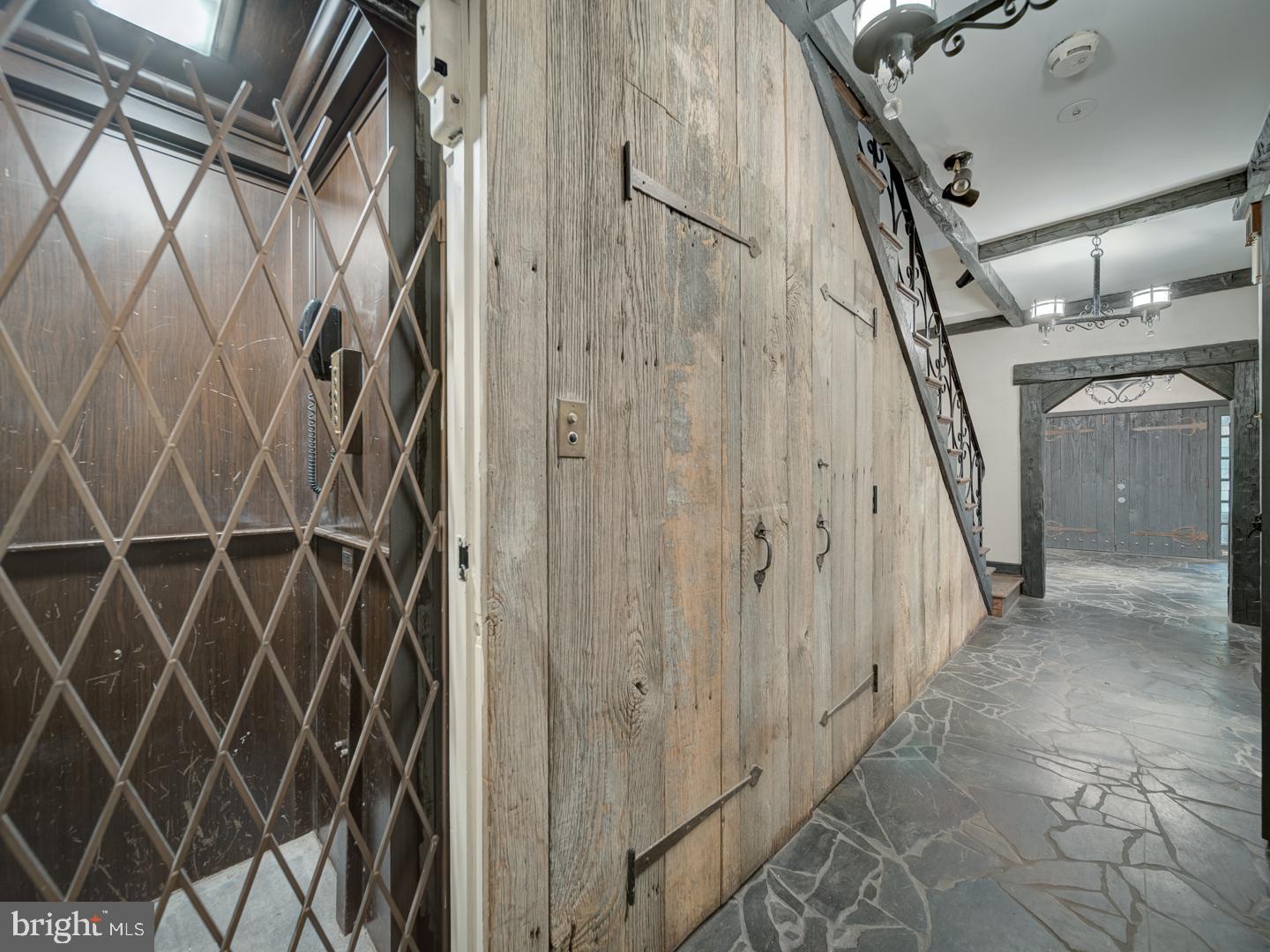 2142 CATHEDRAL AVE NW, WASHINGTON, District Of Columbia 20008, 4 Bedrooms Bedrooms, ,4 BathroomsBathrooms,Residential,For sale,2142 CATHEDRAL AVE NW,DCDC2220438 MLS # DCDC2220438