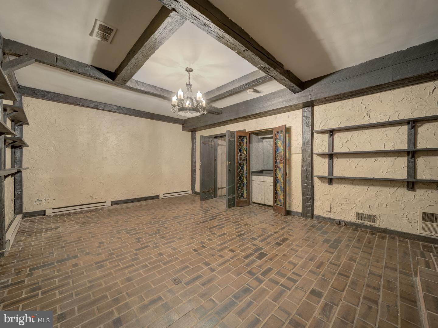 2142 CATHEDRAL AVE NW, WASHINGTON, District Of Columbia 20008, 4 Bedrooms Bedrooms, ,4 BathroomsBathrooms,Residential,For sale,2142 CATHEDRAL AVE NW,DCDC2220438 MLS # DCDC2220438