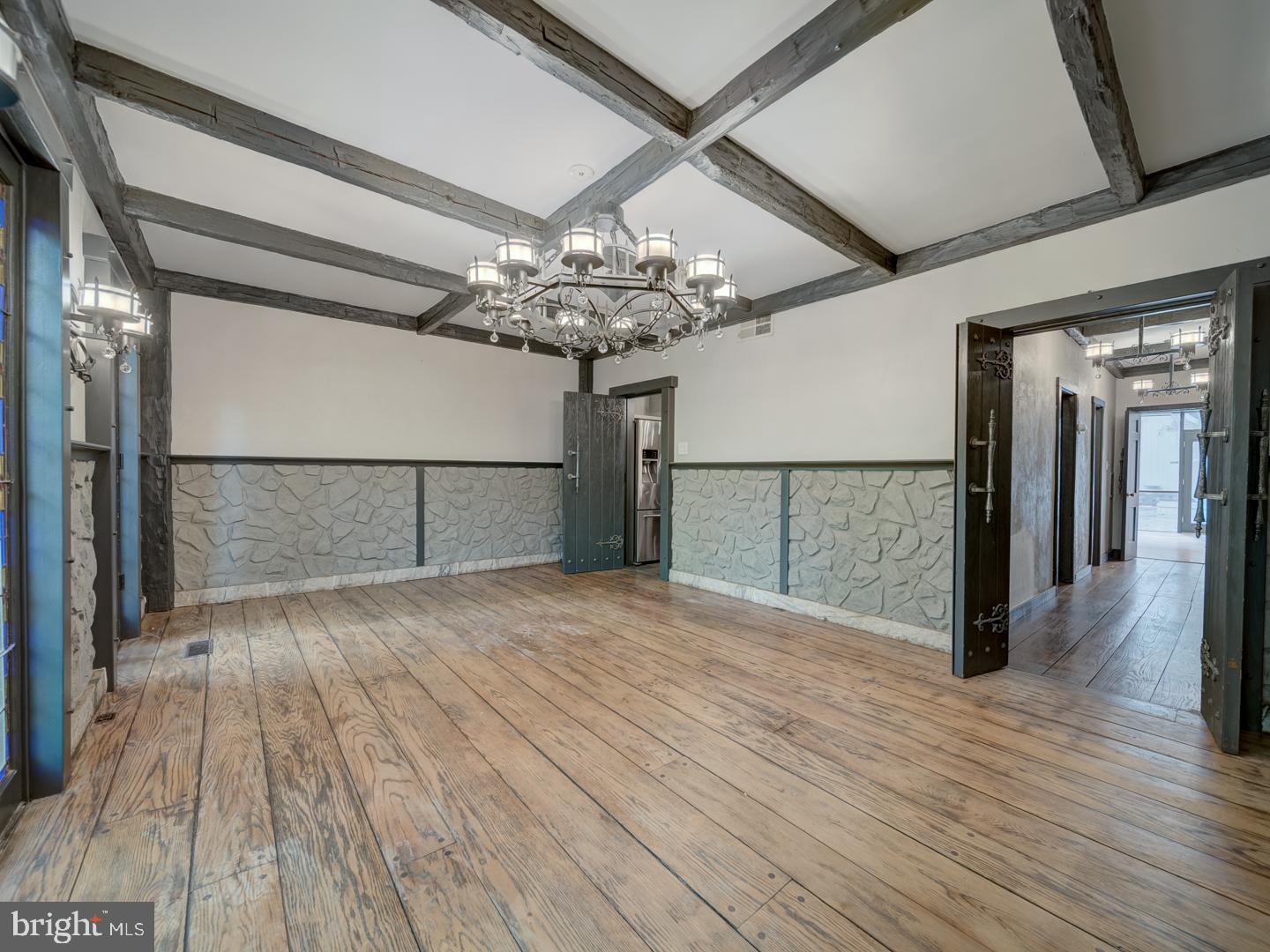 2142 CATHEDRAL AVE NW, WASHINGTON, District Of Columbia 20008, 4 Bedrooms Bedrooms, ,4 BathroomsBathrooms,Residential,For sale,2142 CATHEDRAL AVE NW,DCDC2220438 MLS # DCDC2220438