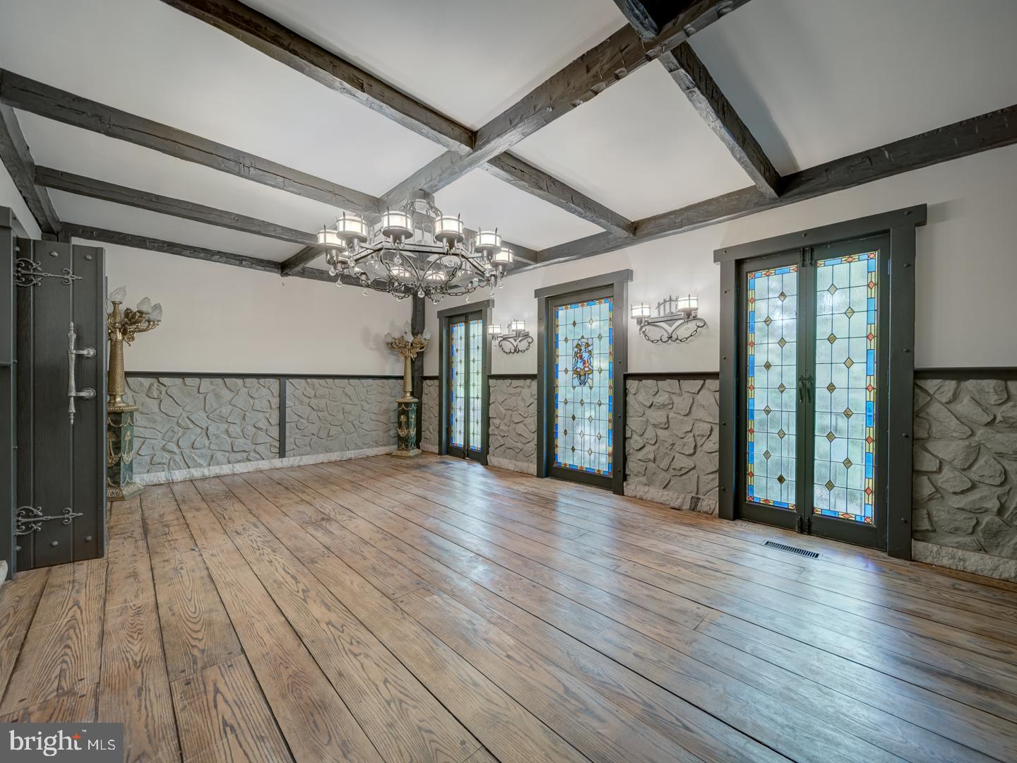 2142 CATHEDRAL AVE NW, WASHINGTON, District Of Columbia 20008, 4 Bedrooms Bedrooms, ,4 BathroomsBathrooms,Residential,For sale,2142 CATHEDRAL AVE NW,DCDC2220438 MLS # DCDC2220438