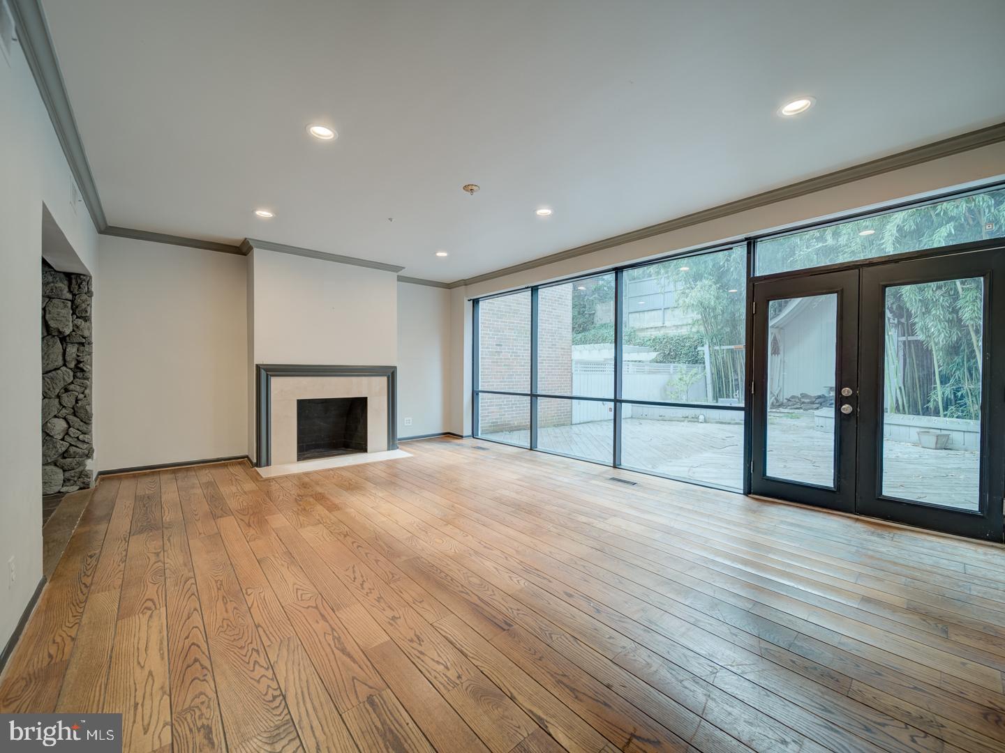 2142 CATHEDRAL AVE NW, WASHINGTON, District Of Columbia 20008, 4 Bedrooms Bedrooms, ,4 BathroomsBathrooms,Residential,For sale,2142 CATHEDRAL AVE NW,DCDC2220438 MLS # DCDC2220438