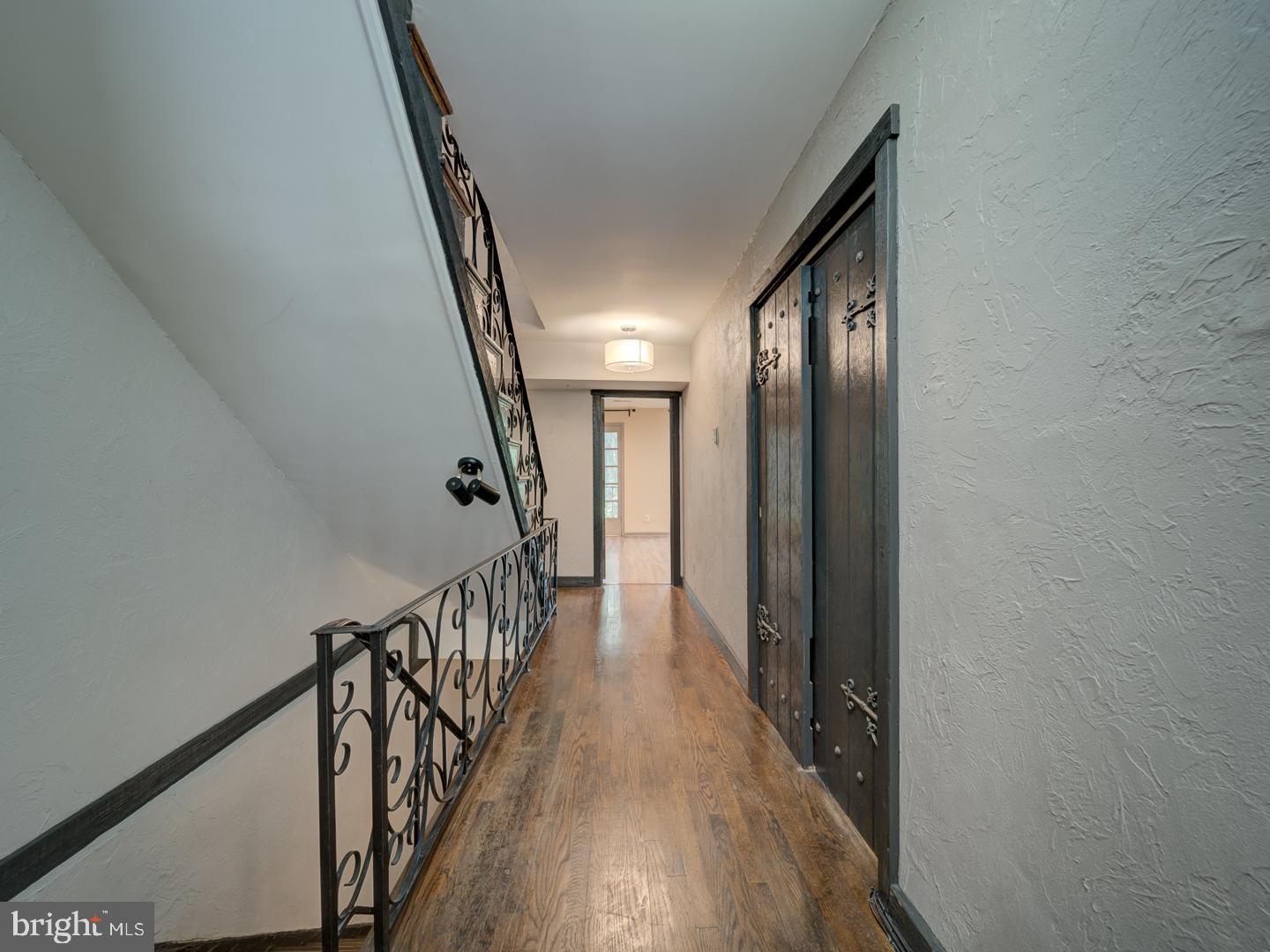 2142 CATHEDRAL AVE NW, WASHINGTON, District Of Columbia 20008, 4 Bedrooms Bedrooms, ,4 BathroomsBathrooms,Residential,For sale,2142 CATHEDRAL AVE NW,DCDC2220438 MLS # DCDC2220438