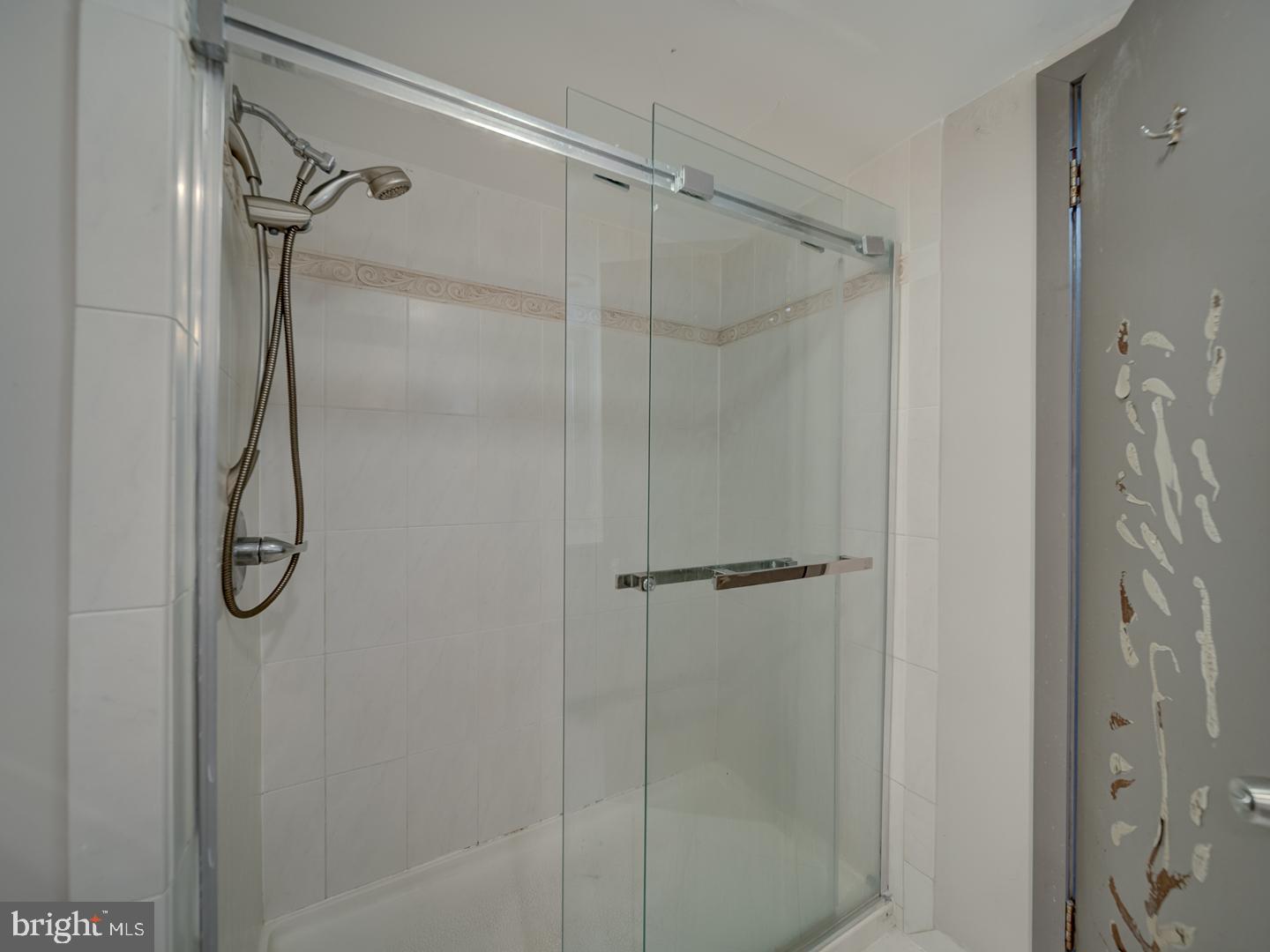 2142 CATHEDRAL AVE NW, WASHINGTON, District Of Columbia 20008, 4 Bedrooms Bedrooms, ,4 BathroomsBathrooms,Residential,For sale,2142 CATHEDRAL AVE NW,DCDC2220438 MLS # DCDC2220438