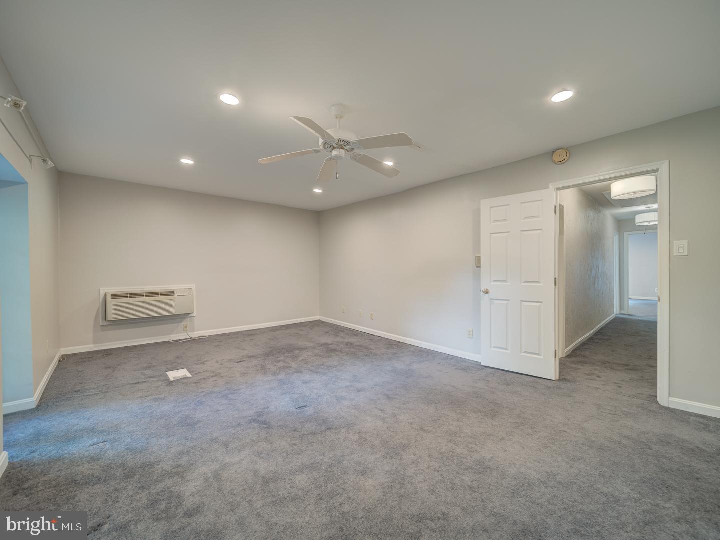 2142 CATHEDRAL AVE NW, WASHINGTON, District Of Columbia 20008, 4 Bedrooms Bedrooms, ,4 BathroomsBathrooms,Residential,For sale,2142 CATHEDRAL AVE NW,DCDC2220438 MLS # DCDC2220438