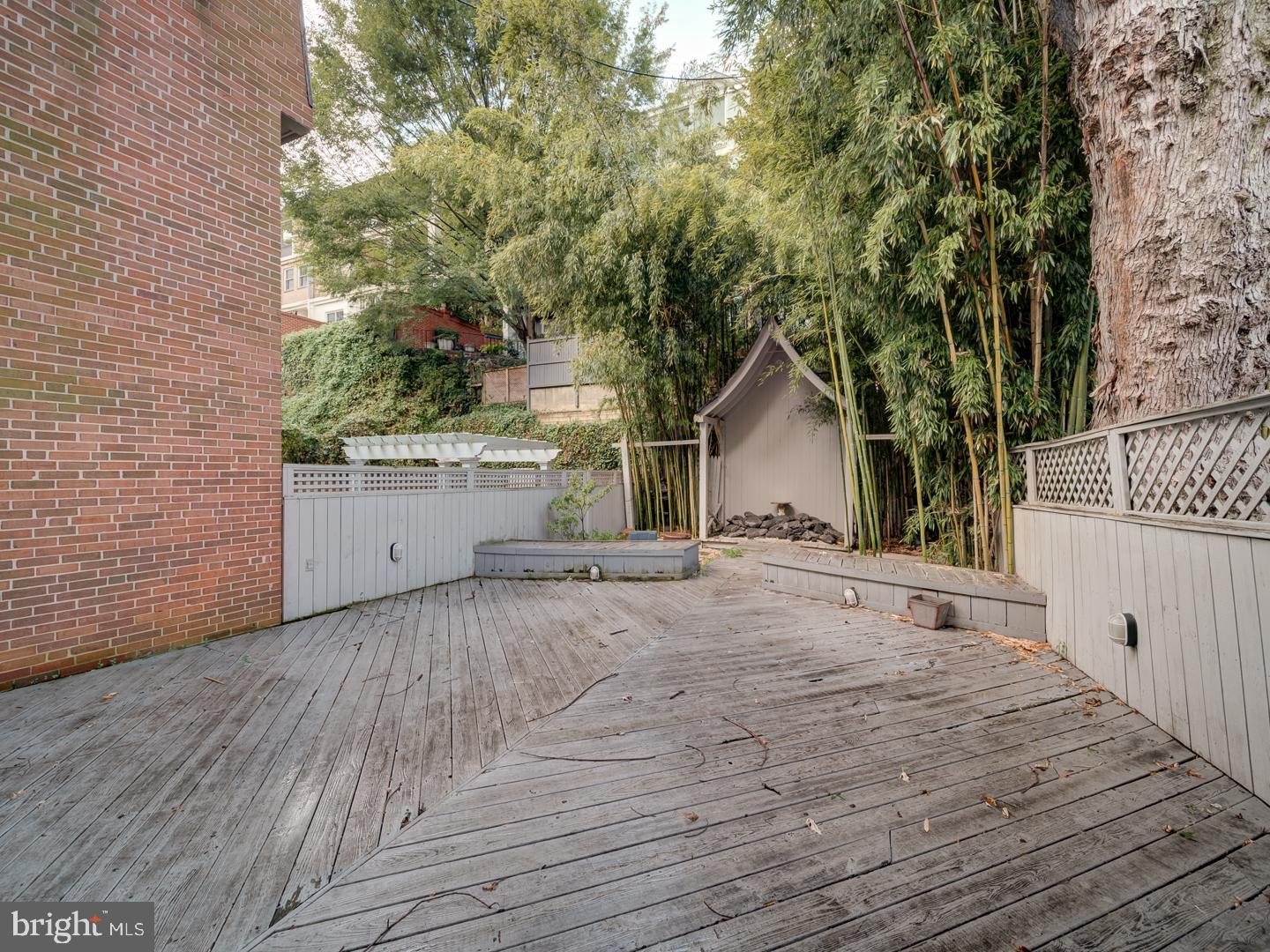 2142 CATHEDRAL AVE NW, WASHINGTON, District Of Columbia 20008, 4 Bedrooms Bedrooms, ,4 BathroomsBathrooms,Residential,For sale,2142 CATHEDRAL AVE NW,DCDC2220438 MLS # DCDC2220438