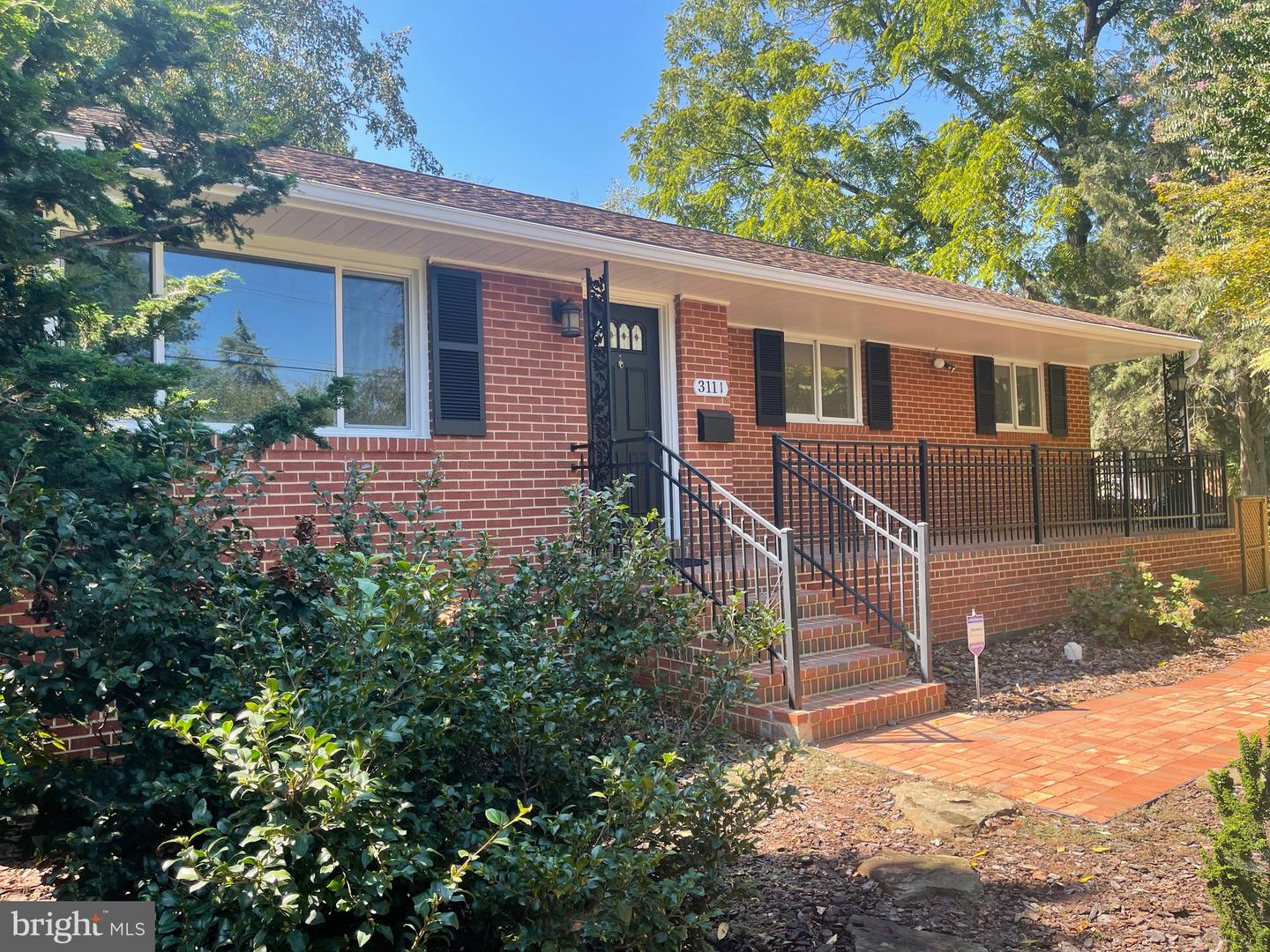 3111 MARL PAT DRIVE, ALEXANDRIA, Virginia 22310, 4 Bedrooms Bedrooms, ,3 BathroomsBathrooms,Residential,For sale,3111 MARL PAT DRIVE,VAFX2265098 MLS # VAFX2265098