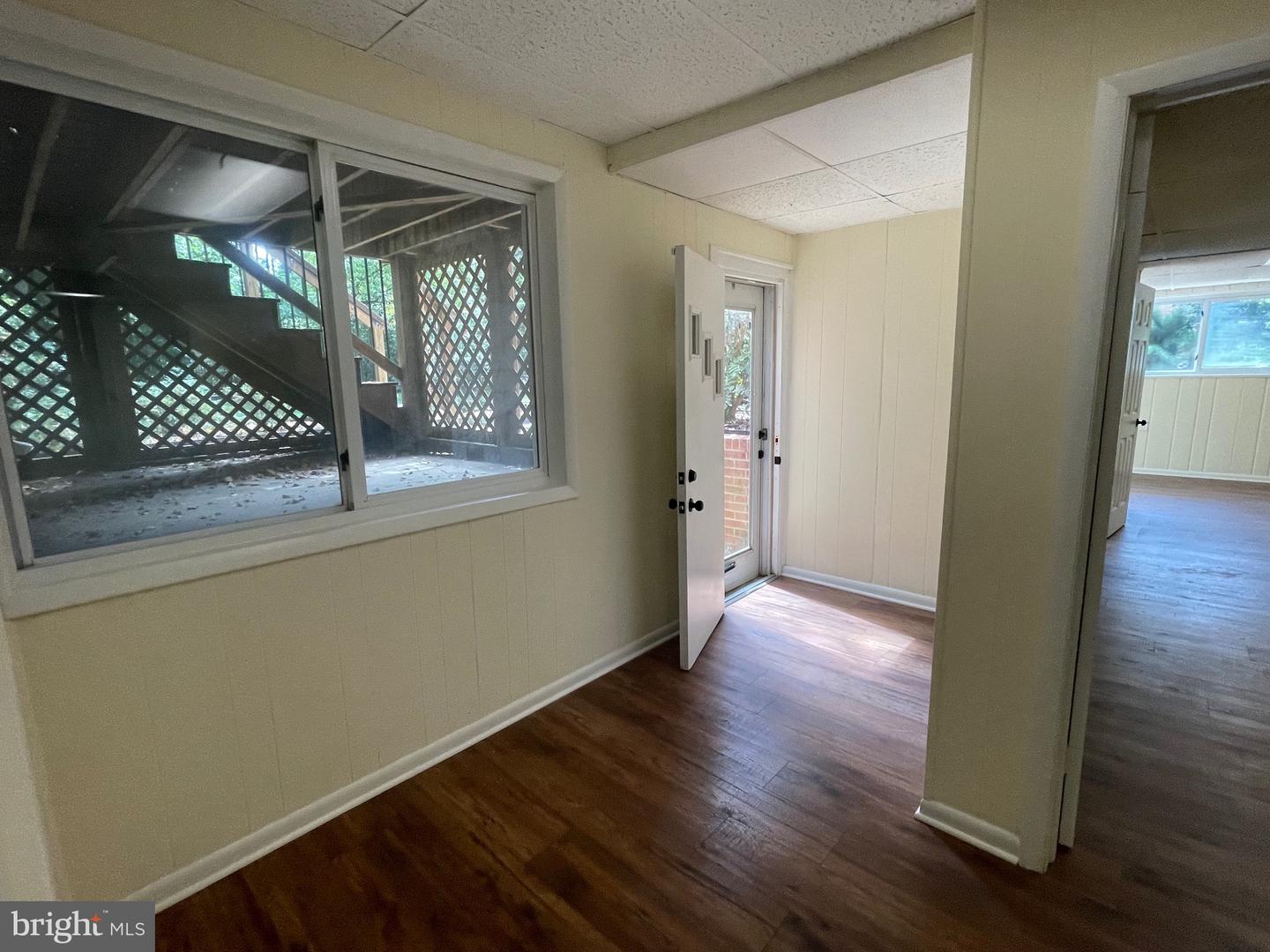 3111 MARL PAT DRIVE, ALEXANDRIA, Virginia 22310, 4 Bedrooms Bedrooms, ,3 BathroomsBathrooms,Residential,For sale,3111 MARL PAT DRIVE,VAFX2265098 MLS # VAFX2265098