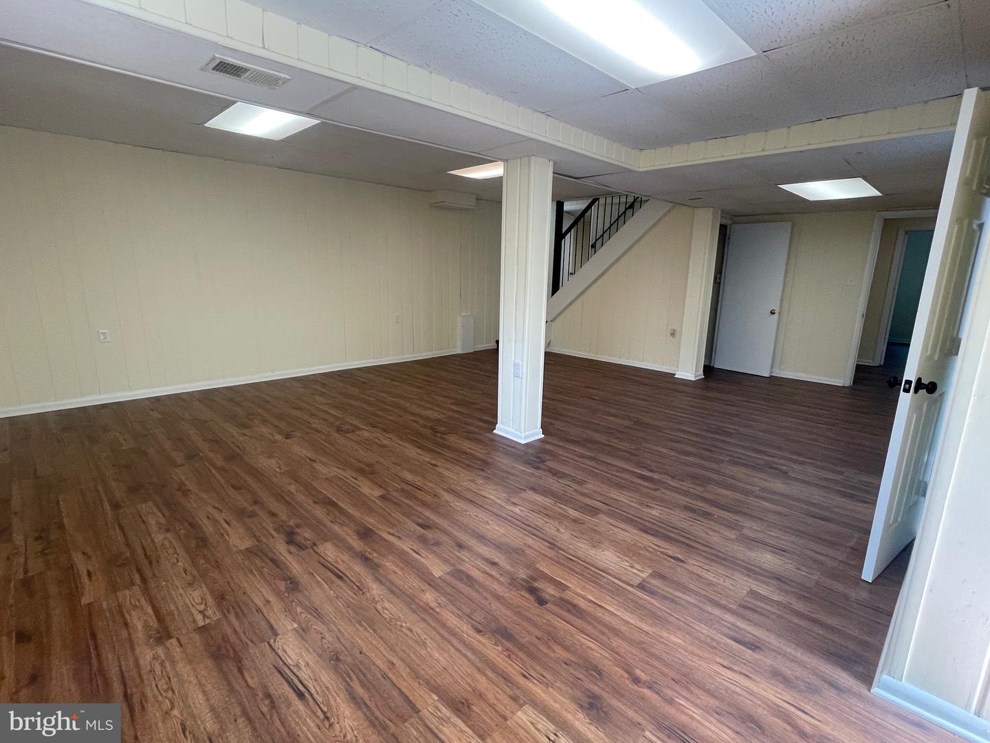 3111 MARL PAT DRIVE, ALEXANDRIA, Virginia 22310, 4 Bedrooms Bedrooms, ,3 BathroomsBathrooms,Residential,For sale,3111 MARL PAT DRIVE,VAFX2265098 MLS # VAFX2265098
