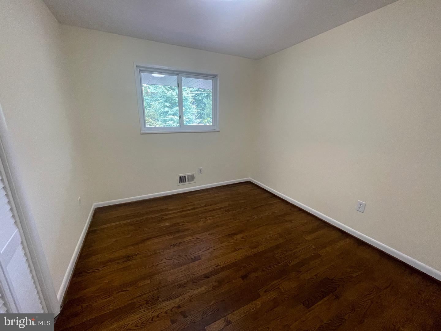 3111 MARL PAT DRIVE, ALEXANDRIA, Virginia 22310, 4 Bedrooms Bedrooms, ,3 BathroomsBathrooms,Residential,For sale,3111 MARL PAT DRIVE,VAFX2265098 MLS # VAFX2265098