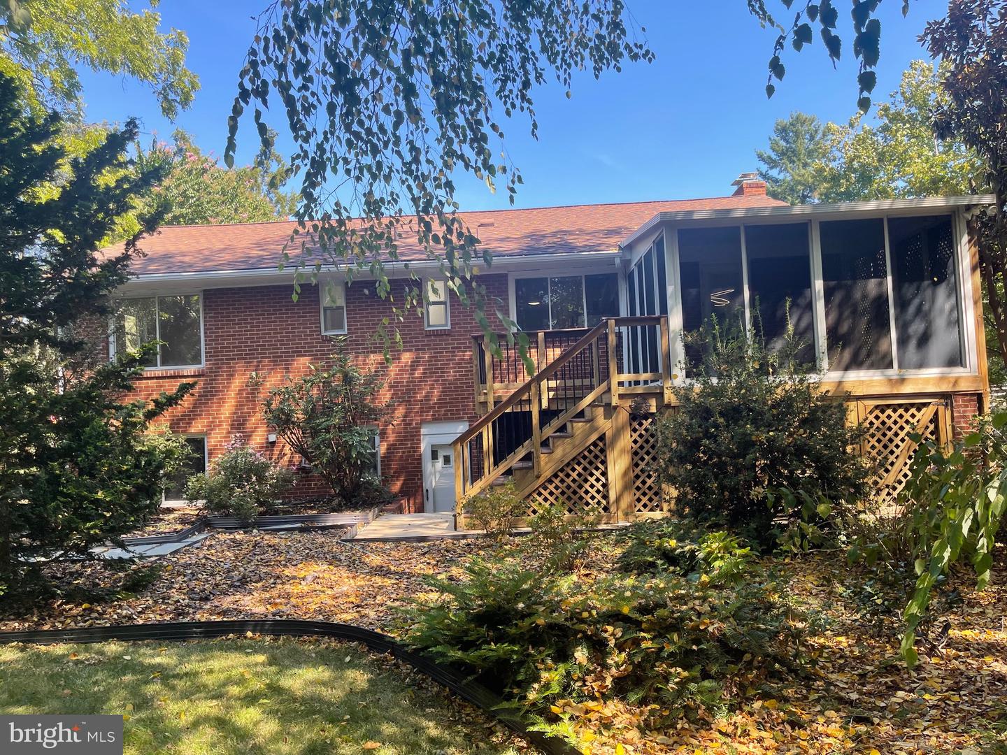 3111 MARL PAT DRIVE, ALEXANDRIA, Virginia 22310, 4 Bedrooms Bedrooms, ,3 BathroomsBathrooms,Residential,For sale,3111 MARL PAT DRIVE,VAFX2265098 MLS # VAFX2265098