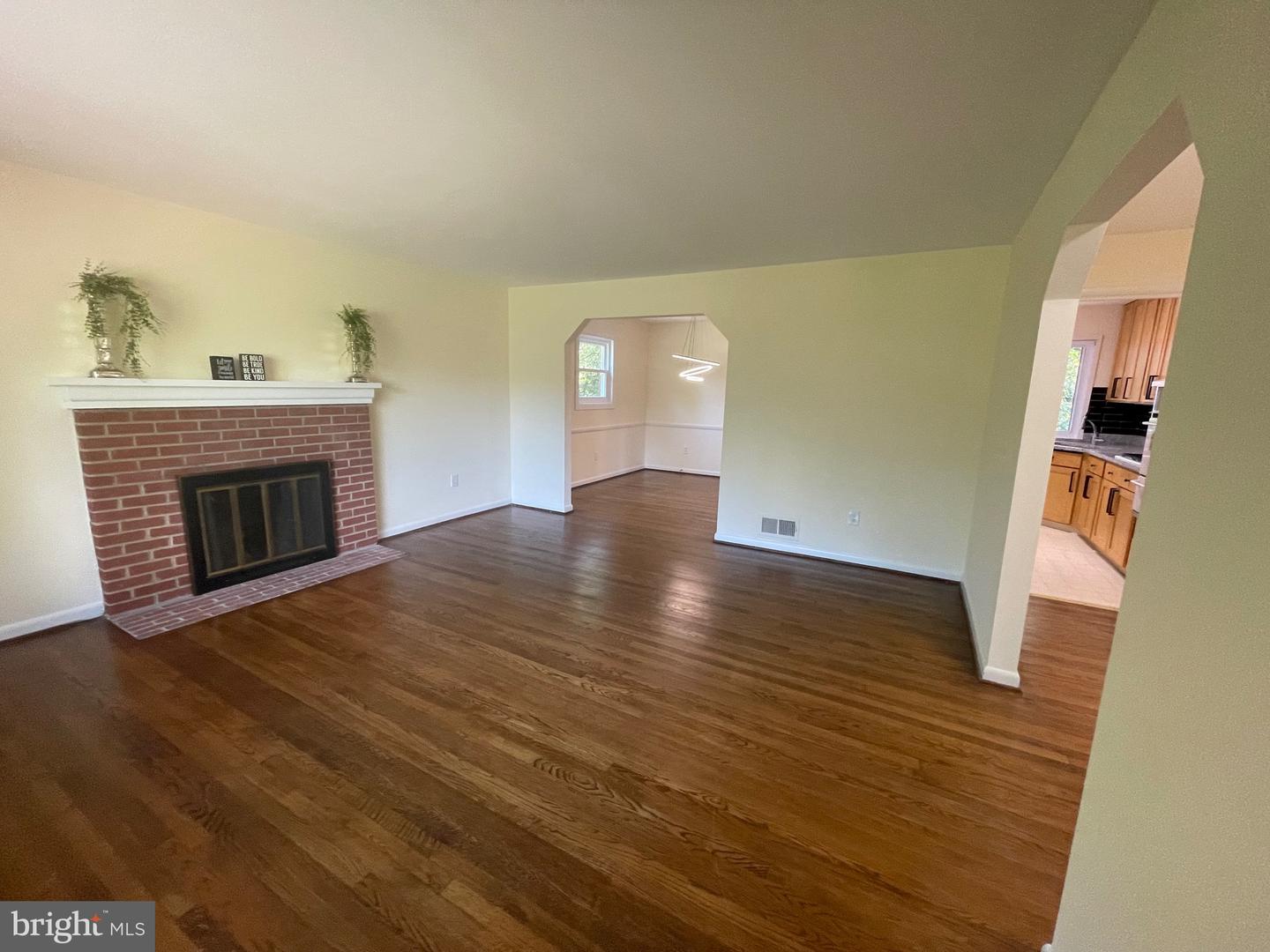 3111 MARL PAT DRIVE, ALEXANDRIA, Virginia 22310, 4 Bedrooms Bedrooms, ,3 BathroomsBathrooms,Residential,For sale,3111 MARL PAT DRIVE,VAFX2265098 MLS # VAFX2265098