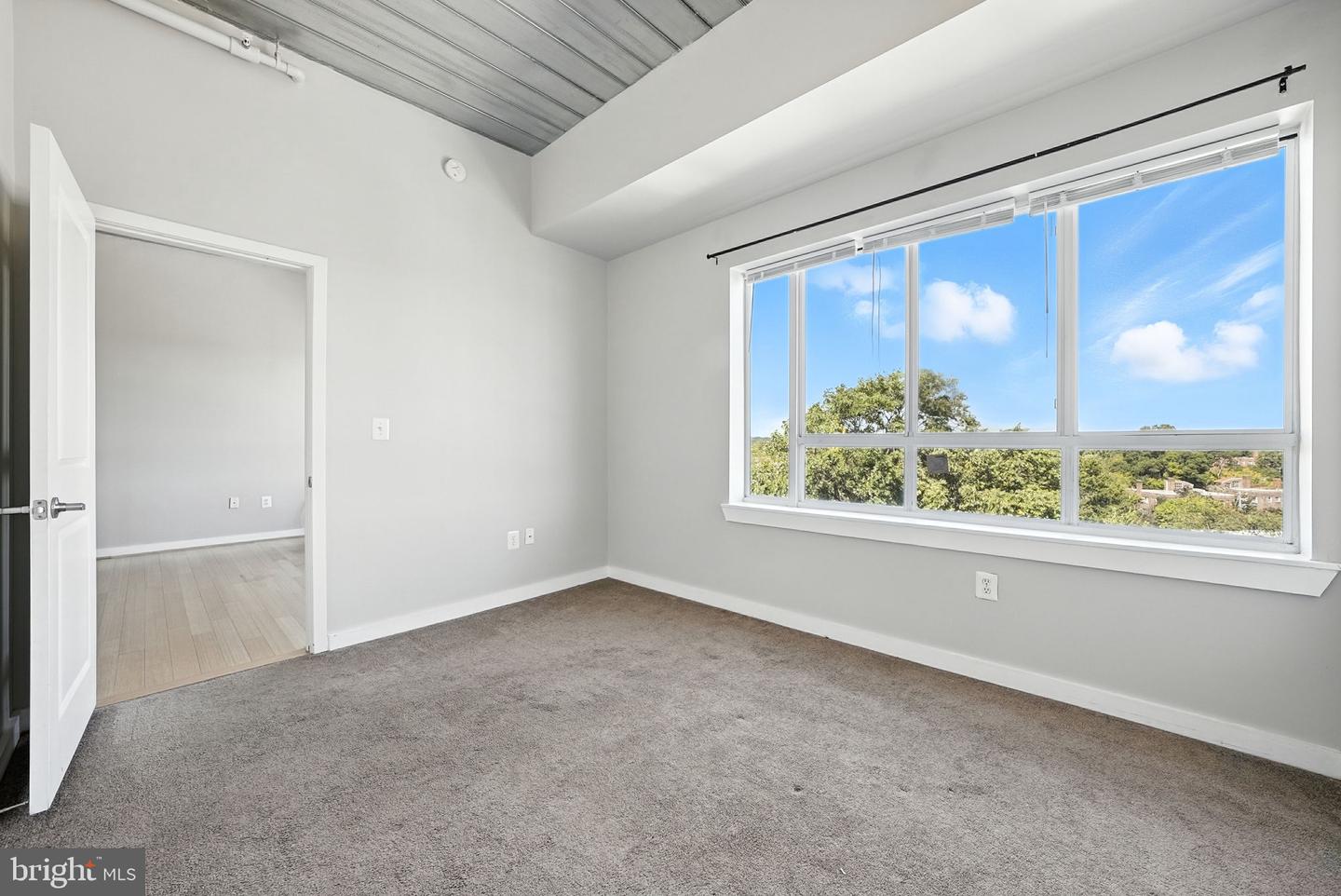 5885 COLORADO AVE NW #402, WASHINGTON, District Of Columbia 20011, 1 Bedroom Bedrooms, ,1 BathroomBathrooms,Residential,For sale,5885 COLORADO AVE NW #402,DCDC2220460 MLS # DCDC2220460