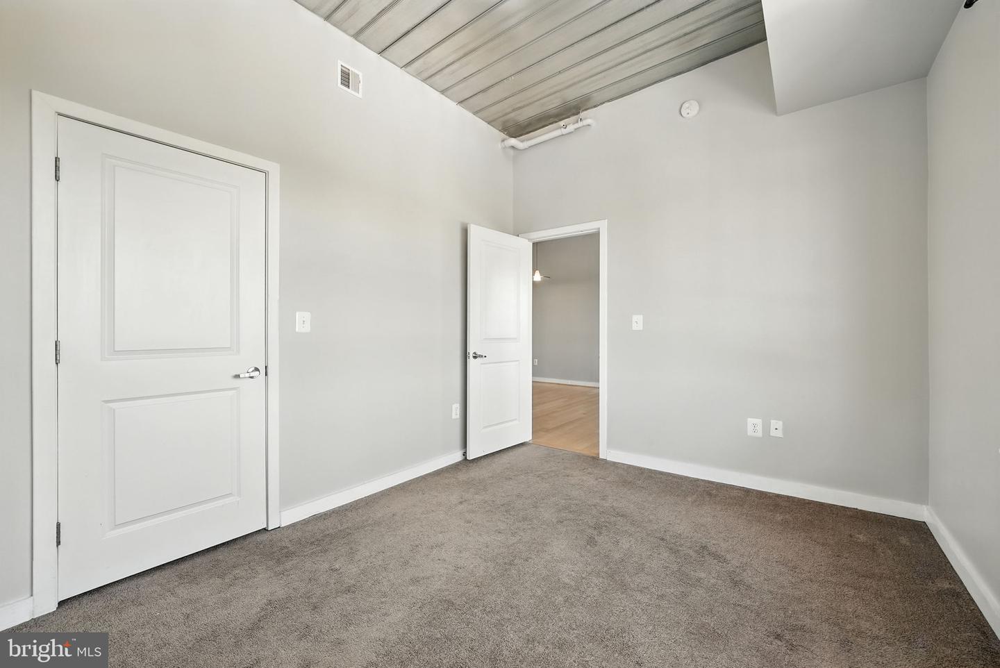 5885 COLORADO AVE NW #402, WASHINGTON, District Of Columbia 20011, 1 Bedroom Bedrooms, ,1 BathroomBathrooms,Residential,For sale,5885 COLORADO AVE NW #402,DCDC2220460 MLS # DCDC2220460