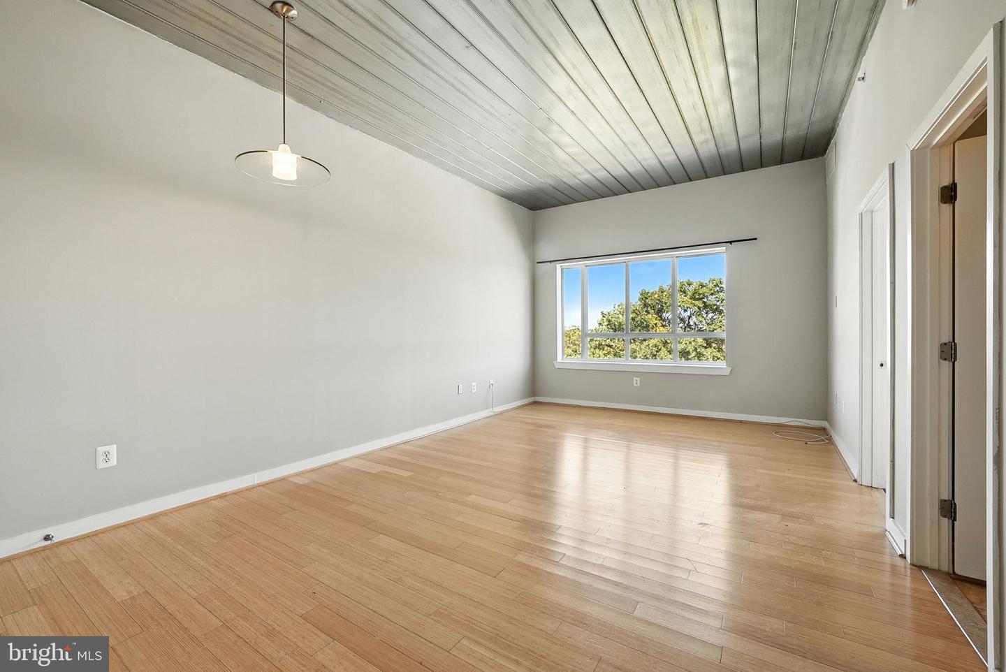 5885 COLORADO AVE NW #402, WASHINGTON, District Of Columbia 20011, 1 Bedroom Bedrooms, ,1 BathroomBathrooms,Residential,For sale,5885 COLORADO AVE NW #402,DCDC2220460 MLS # DCDC2220460