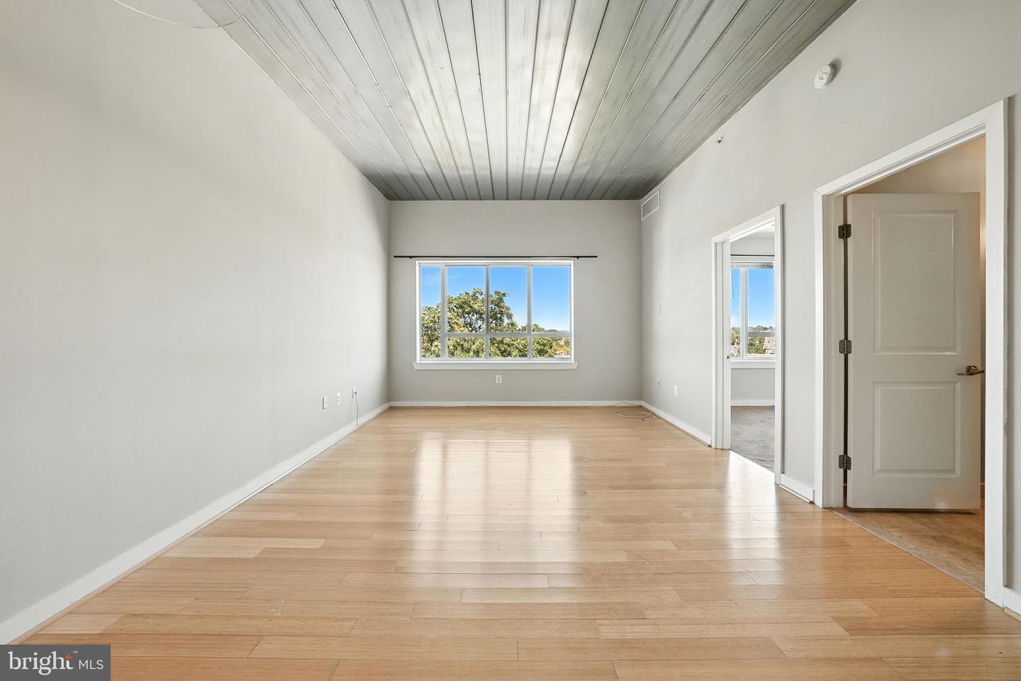 5885 COLORADO AVE NW #402, WASHINGTON, District Of Columbia 20011, 1 Bedroom Bedrooms, ,1 BathroomBathrooms,Residential,For sale,5885 COLORADO AVE NW #402,DCDC2220460 MLS # DCDC2220460