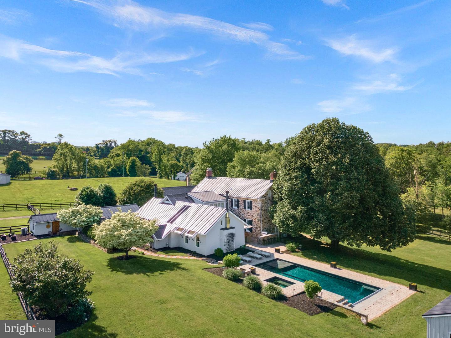 36437 WHISPERING SPRINGS CT, PURCELLVILLE, Virginia 20132, 4 Bedrooms Bedrooms, ,3 BathroomsBathrooms,Residential,For sale,36437 WHISPERING SPRINGS CT,VALO2106188 MLS # VALO2106188