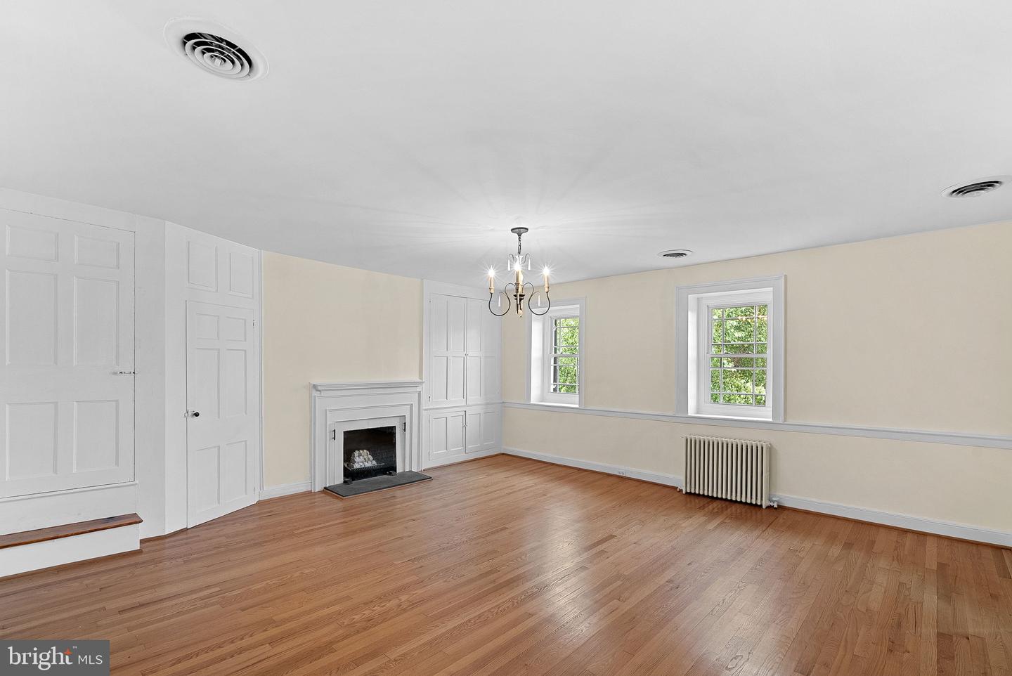 36437 WHISPERING SPRINGS CT, PURCELLVILLE, Virginia 20132, 4 Bedrooms Bedrooms, ,3 BathroomsBathrooms,Residential,For sale,36437 WHISPERING SPRINGS CT,VALO2106188 MLS # VALO2106188