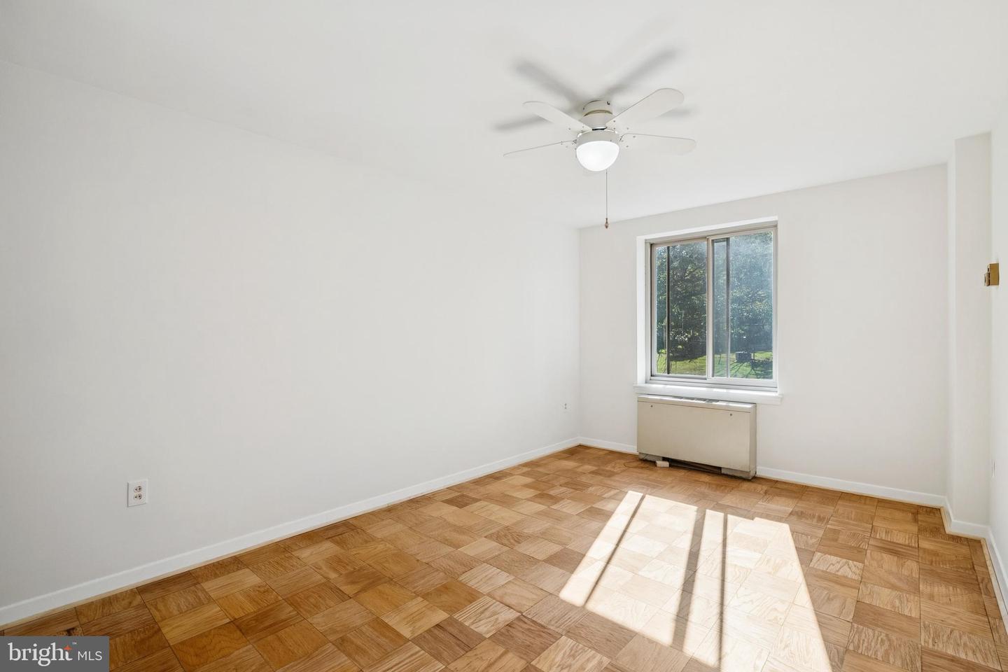 3000 SPOUT RUN PKWY #D405, ARLINGTON, Virginia 22201, 1 Bedroom Bedrooms, ,1 BathroomBathrooms,Residential,For sale,3000 SPOUT RUN PKWY #D405,VAAR2063196 MLS # VAAR2063196
