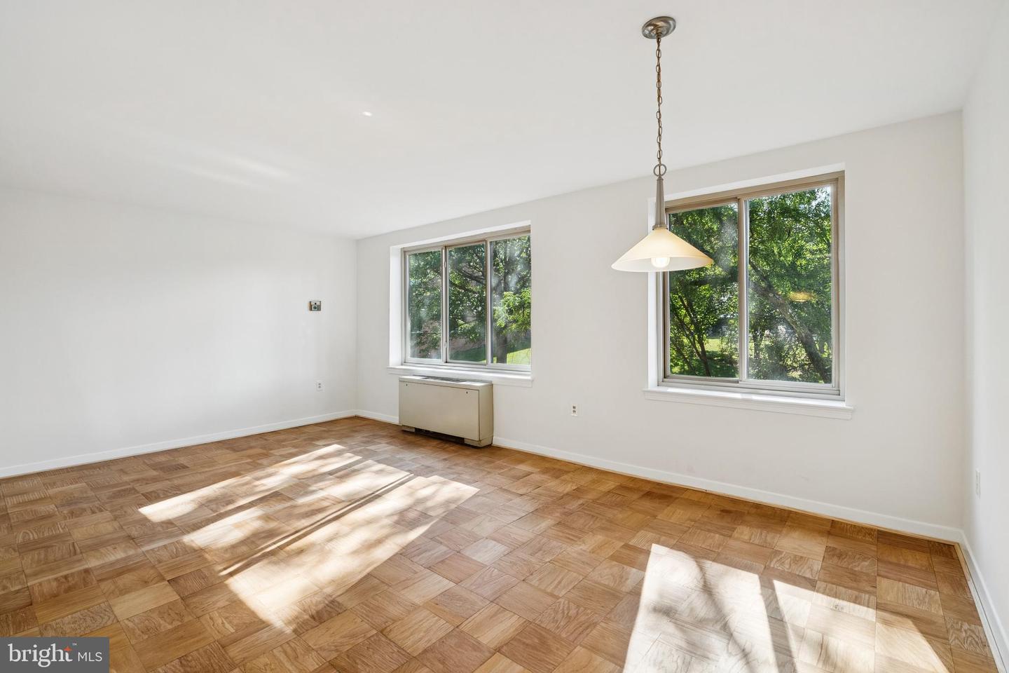 3000 SPOUT RUN PKWY #D405, ARLINGTON, Virginia 22201, 1 Bedroom Bedrooms, ,1 BathroomBathrooms,Residential,For sale,3000 SPOUT RUN PKWY #D405,VAAR2063196 MLS # VAAR2063196
