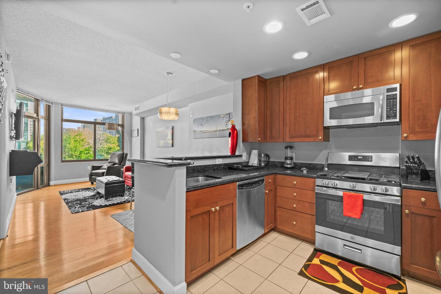 3600 S GLEBE RD #215W, ARLINGTON, Virginia 22202, 1 Bedroom Bedrooms, ,1 BathroomBathrooms,Residential,For sale,3600 S GLEBE RD #215W,VAAR2063200 MLS # VAAR2063200 3600 S GLEBE RD #215W, ARLINGTON, Virginia 22202, 1 Bedroom Bedrooms, ,1 BathroomBathrooms,Residential,For sale,3600 S GLEBE RD #215W,VAAR2063200 MLS # VAAR2063200