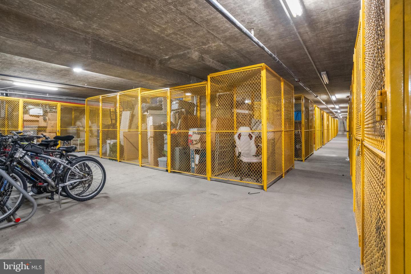 3600 S GLEBE RD #215W, ARLINGTON, Virginia 22202, 1 Bedroom Bedrooms, ,1 BathroomBathrooms,Residential,For sale,3600 S GLEBE RD #215W,VAAR2063200 MLS # VAAR2063200 3600 S GLEBE RD #215W, ARLINGTON, Virginia 22202, 1 Bedroom Bedrooms, ,1 BathroomBathrooms,Residential,For sale,3600 S GLEBE RD #215W,VAAR2063200 MLS # VAAR2063200