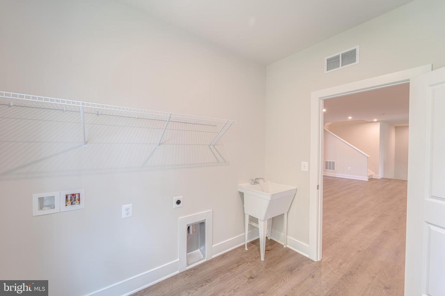 8701 MAPLE SPRINGS PL, MANASSAS, Virginia 20112, 7 Bedrooms Bedrooms, ,7 BathroomsBathrooms,Residential,For sale,8701 MAPLE SPRINGS PL,VAPW2103350 MLS # VAPW2103350