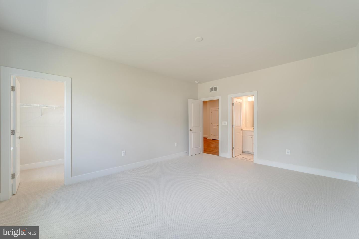 8701 MAPLE SPRINGS PL, MANASSAS, Virginia 20112, 7 Bedrooms Bedrooms, ,7 BathroomsBathrooms,Residential,For sale,8701 MAPLE SPRINGS PL,VAPW2103350 MLS # VAPW2103350