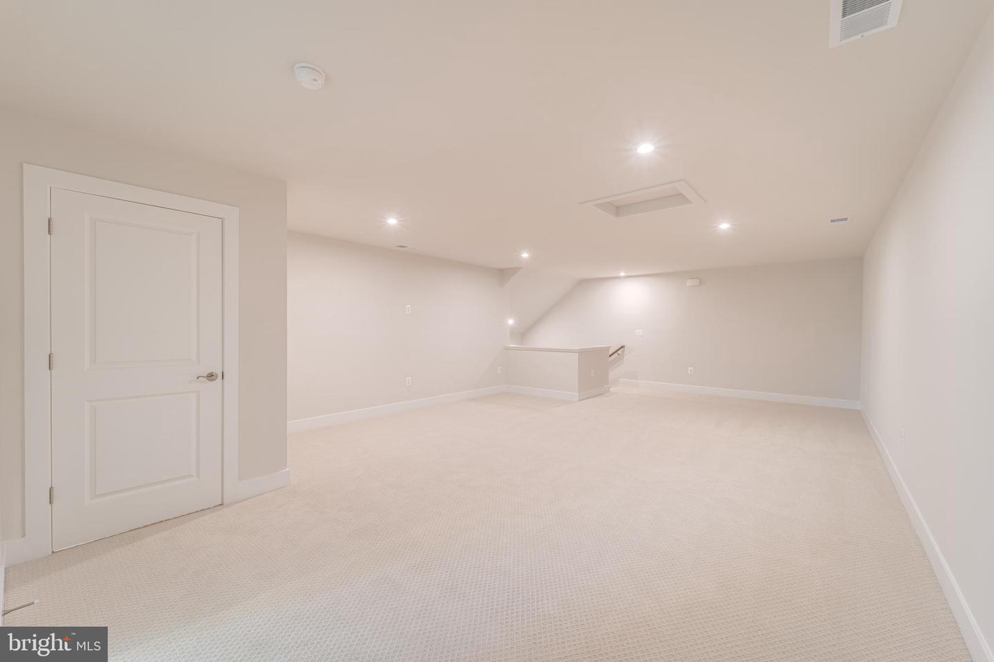 8701 MAPLE SPRINGS PL, MANASSAS, Virginia 20112, 7 Bedrooms Bedrooms, ,7 BathroomsBathrooms,Residential,For sale,8701 MAPLE SPRINGS PL,VAPW2103350 MLS # VAPW2103350