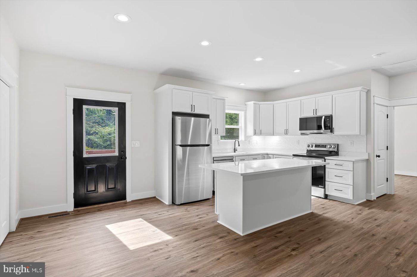 11171 JACKSONTOWN RD, SOMERSET, Virginia 22972, 3 Bedrooms Bedrooms, 5 Rooms Rooms,2 BathroomsBathrooms,Residential,For sale,11171 JACKSONTOWN RD,VAOR2010682 MLS # VAOR2010682