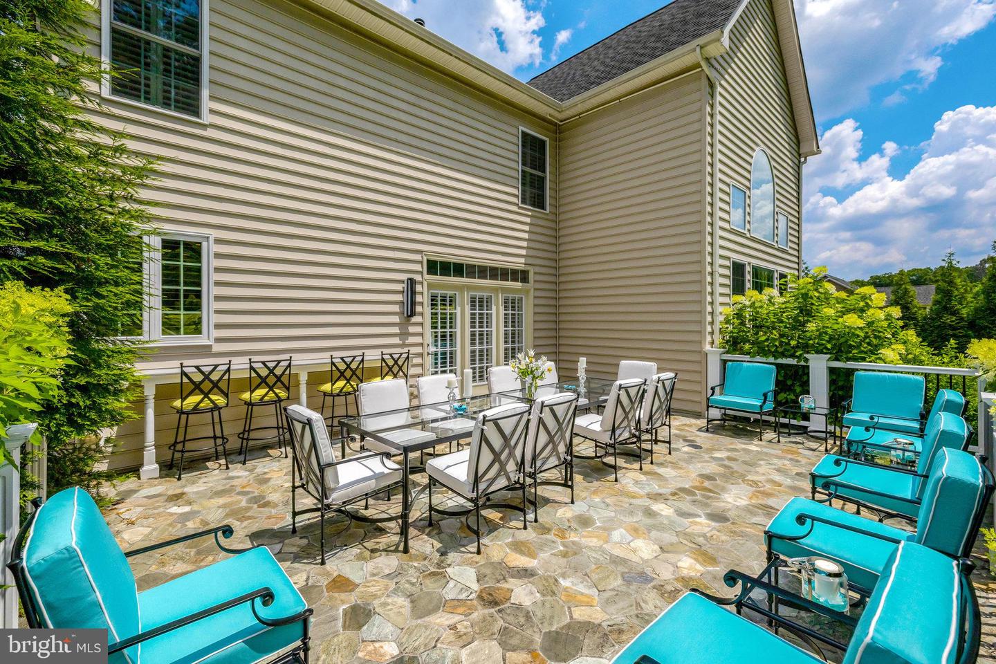 1678 HUNTING CREST WAY, VIENNA, Virginia 22182, 4 Bedrooms Bedrooms, ,5 BathroomsBathrooms,Residential,For sale,1678 HUNTING CREST WAY,VAFX2265328 MLS # VAFX2265328