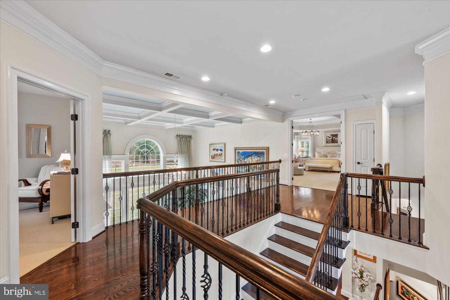 1678 HUNTING CREST WAY, VIENNA, Virginia 22182, 4 Bedrooms Bedrooms, ,5 BathroomsBathrooms,Residential,For sale,1678 HUNTING CREST WAY,VAFX2265328 MLS # VAFX2265328