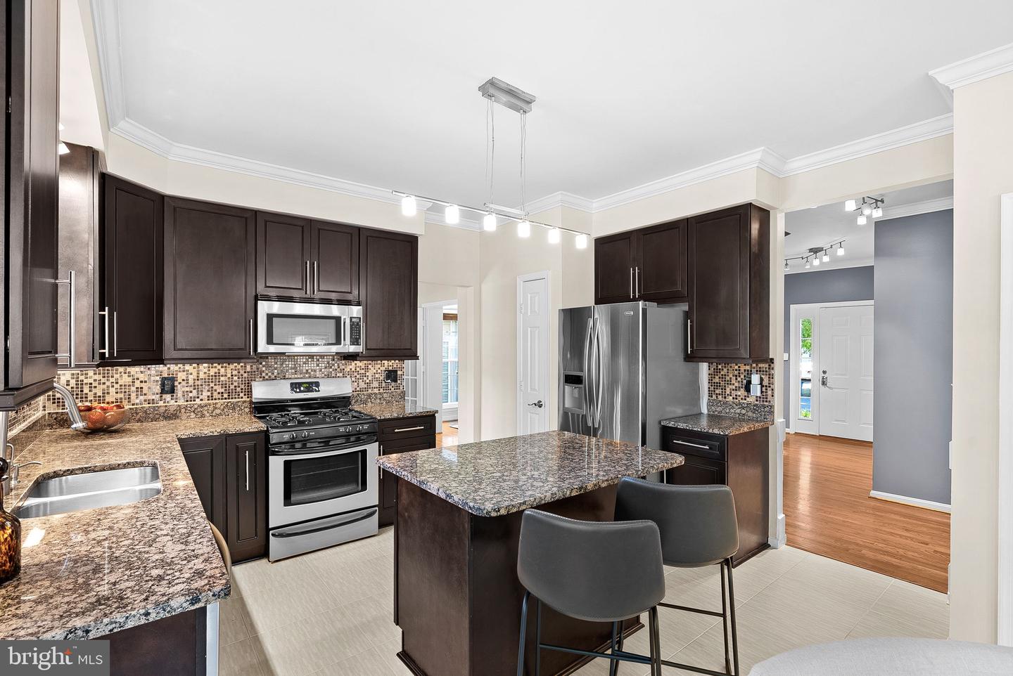 5570 VILLAGE CENTER DR, CENTREVILLE, Virginia 20120, 4 Bedrooms Bedrooms, ,3 BathroomsBathrooms,Residential,For sale,5570 VILLAGE CENTER DR,VAFX2265324 MLS # VAFX2265324