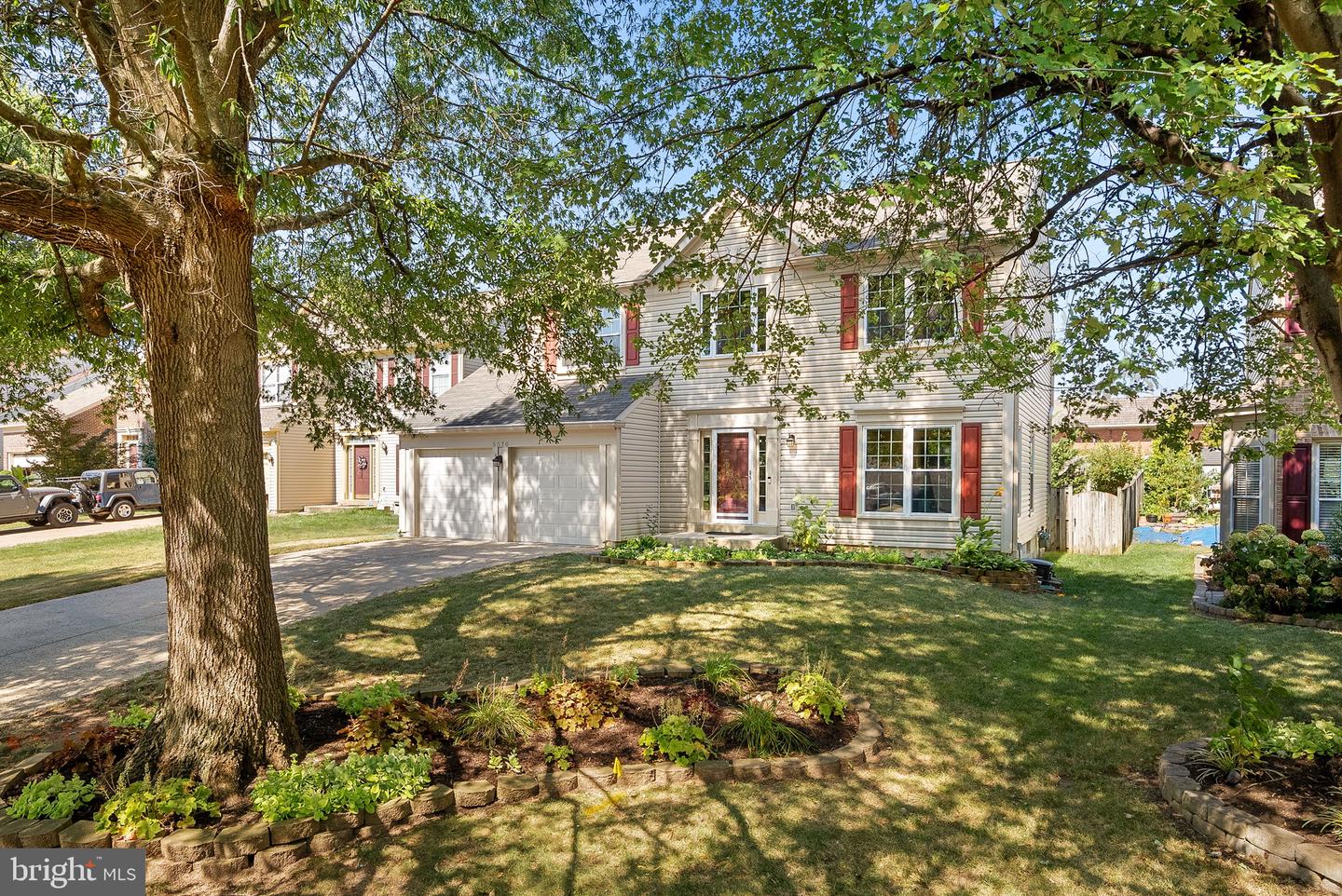 5570 VILLAGE CENTER DR, CENTREVILLE, Virginia 20120, 4 Bedrooms Bedrooms, ,3 BathroomsBathrooms,Residential,For sale,5570 VILLAGE CENTER DR,VAFX2265324 MLS # VAFX2265324