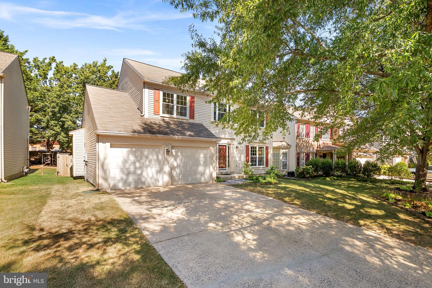 5570 VILLAGE CENTER DR, CENTREVILLE, Virginia 20120, 4 Bedrooms Bedrooms, ,3 BathroomsBathrooms,Residential,For sale,5570 VILLAGE CENTER DR,VAFX2265324 MLS # VAFX2265324