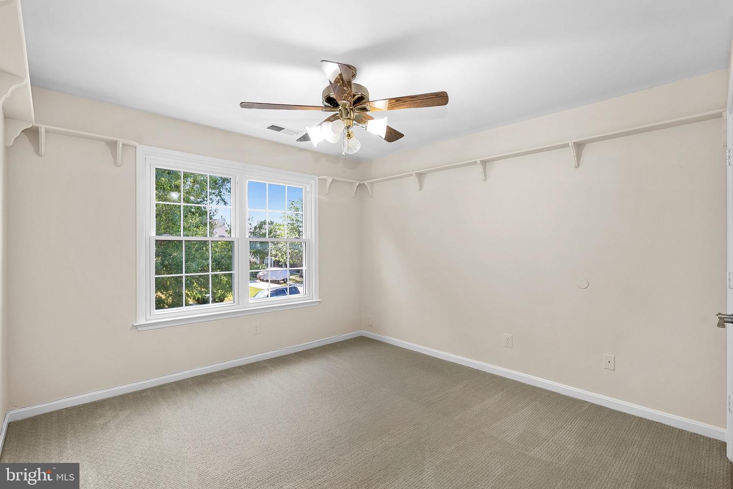 5570 VILLAGE CENTER DR, CENTREVILLE, Virginia 20120, 4 Bedrooms Bedrooms, ,3 BathroomsBathrooms,Residential,For sale,5570 VILLAGE CENTER DR,VAFX2265324 MLS # VAFX2265324
