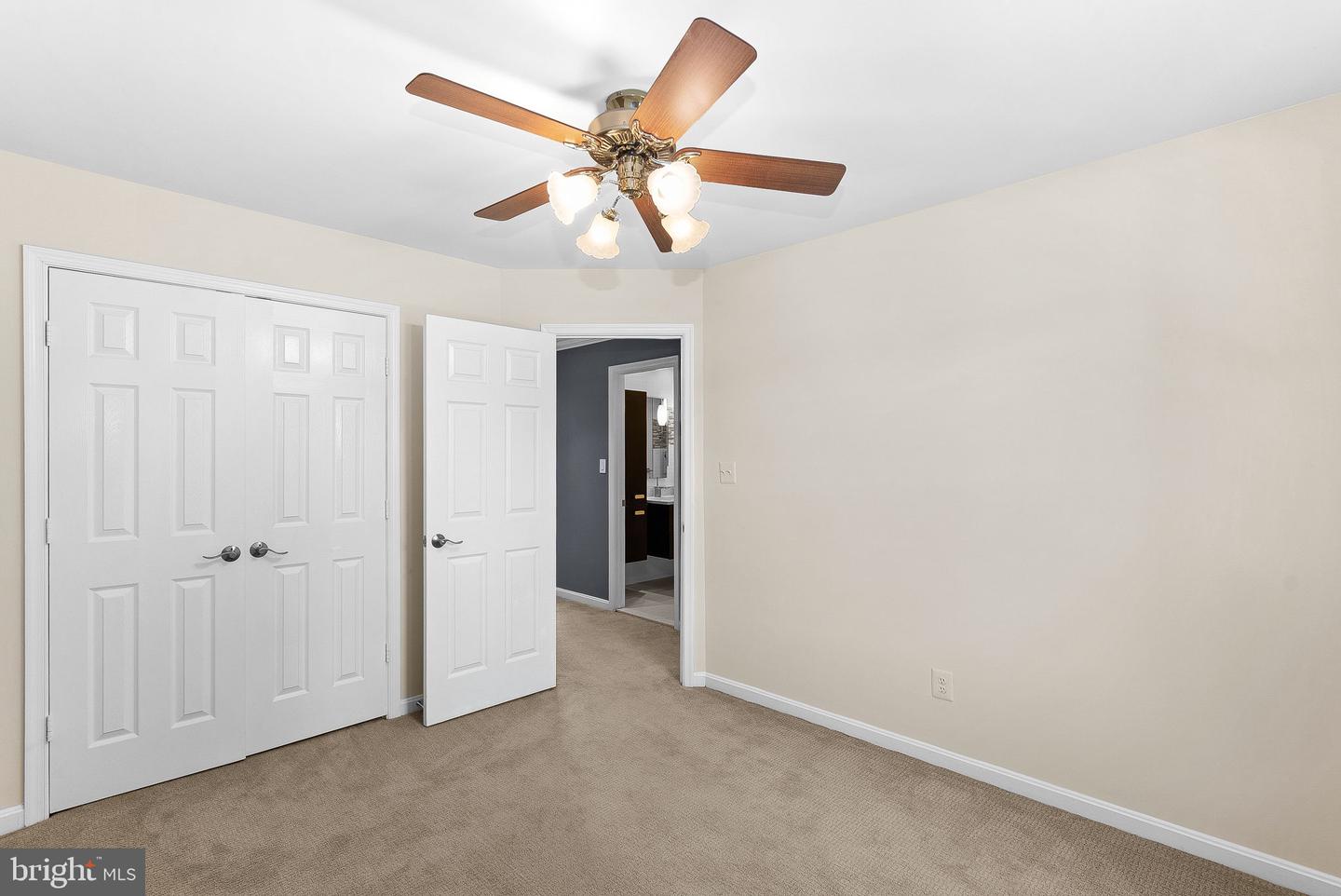 5570 VILLAGE CENTER DR, CENTREVILLE, Virginia 20120, 4 Bedrooms Bedrooms, ,3 BathroomsBathrooms,Residential,For sale,5570 VILLAGE CENTER DR,VAFX2265324 MLS # VAFX2265324