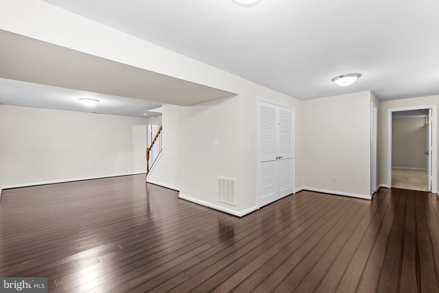 5570 VILLAGE CENTER DR, CENTREVILLE, Virginia 20120, 4 Bedrooms Bedrooms, ,3 BathroomsBathrooms,Residential,For sale,5570 VILLAGE CENTER DR,VAFX2265324 MLS # VAFX2265324