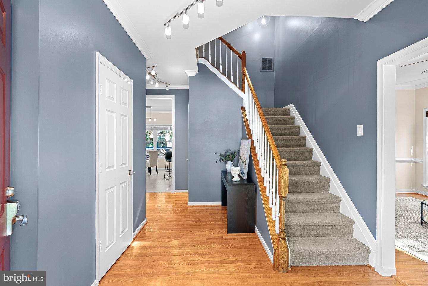 5570 VILLAGE CENTER DR, CENTREVILLE, Virginia 20120, 4 Bedrooms Bedrooms, ,3 BathroomsBathrooms,Residential,For sale,5570 VILLAGE CENTER DR,VAFX2265324 MLS # VAFX2265324