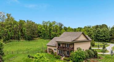 78 BURCH LN, BOYCE, Virginia 22620, 3 Bedrooms Bedrooms, ,3 BathroomsBathrooms,Residential,For sale,78 BURCH LN,VACL2006030 MLS # VACL2006030
