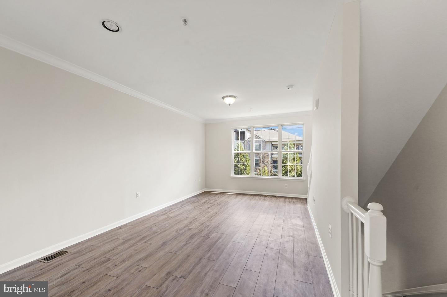 21854 GOODWOOD TER, ASHBURN, Virginia 20147, 2 Bedrooms Bedrooms, ,2 BathroomsBathrooms,Residential,For sale,21854 GOODWOOD TER,VALO2106288 MLS # VALO2106288