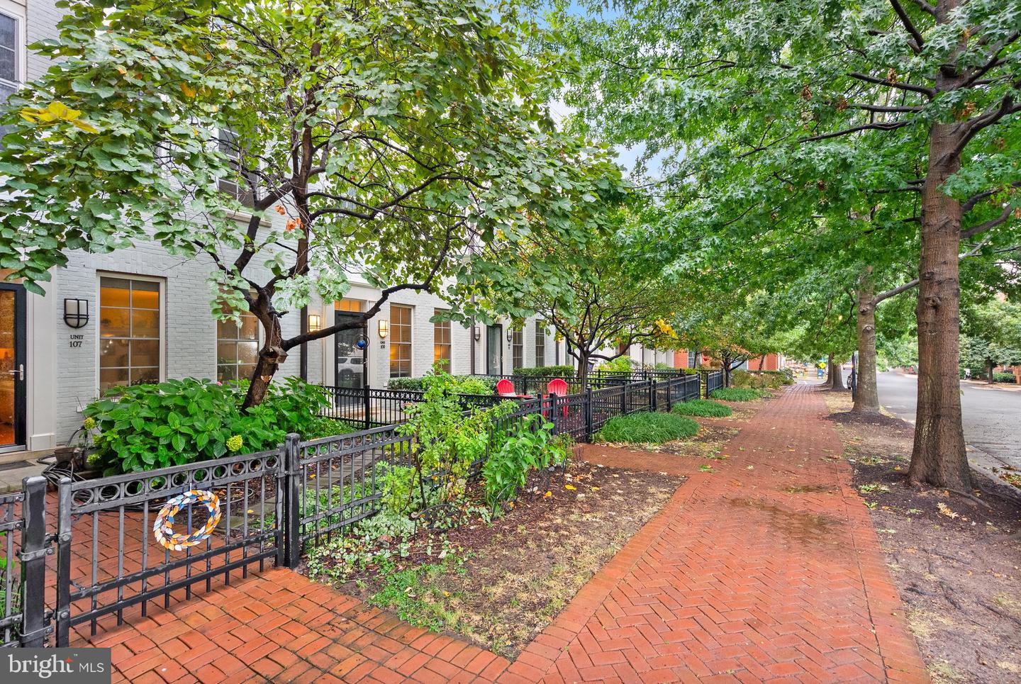 1023 N ROYAL ST #109, ALEXANDRIA, Virginia 22314, 1 Bedroom Bedrooms, ,1 BathroomBathrooms,Residential,For sale,1023 N ROYAL ST #109,VAAX2049376 MLS # VAAX2049376 1023 N ROYAL ST #109, ALEXANDRIA, Virginia 22314, 1 Bedroom Bedrooms, ,1 BathroomBathrooms,Residential,For sale,1023 N ROYAL ST #109,VAAX2049376 MLS # VAAX2049376