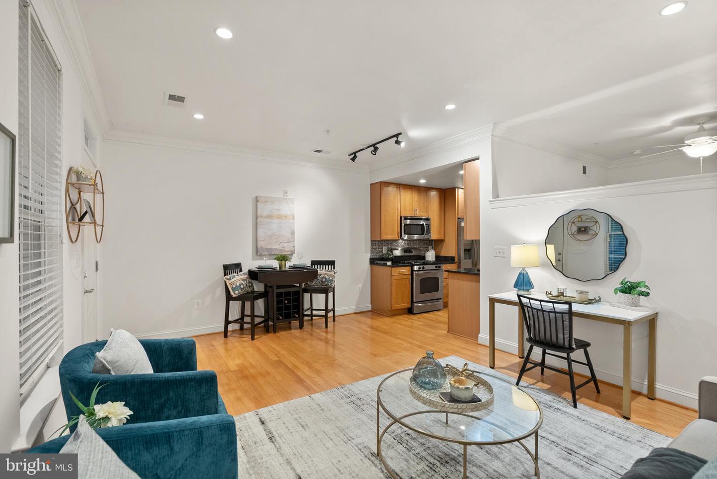 1023 N ROYAL ST #109, ALEXANDRIA, Virginia 22314, 1 Bedroom Bedrooms, ,1 BathroomBathrooms,Residential,For sale,1023 N ROYAL ST #109,VAAX2049376 MLS # VAAX2049376 1023 N ROYAL ST #109, ALEXANDRIA, Virginia 22314, 1 Bedroom Bedrooms, ,1 BathroomBathrooms,Residential,For sale,1023 N ROYAL ST #109,VAAX2049376 MLS # VAAX2049376