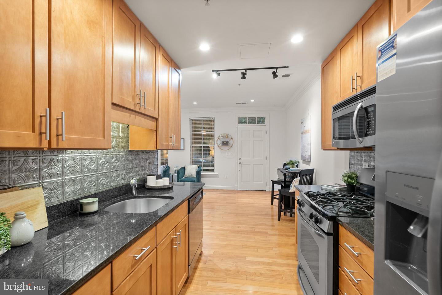 1023 N ROYAL ST #109, ALEXANDRIA, Virginia 22314, 1 Bedroom Bedrooms, ,1 BathroomBathrooms,Residential,For sale,1023 N ROYAL ST #109,VAAX2049376 MLS # VAAX2049376 1023 N ROYAL ST #109, ALEXANDRIA, Virginia 22314, 1 Bedroom Bedrooms, ,1 BathroomBathrooms,Residential,For sale,1023 N ROYAL ST #109,VAAX2049376 MLS # VAAX2049376
