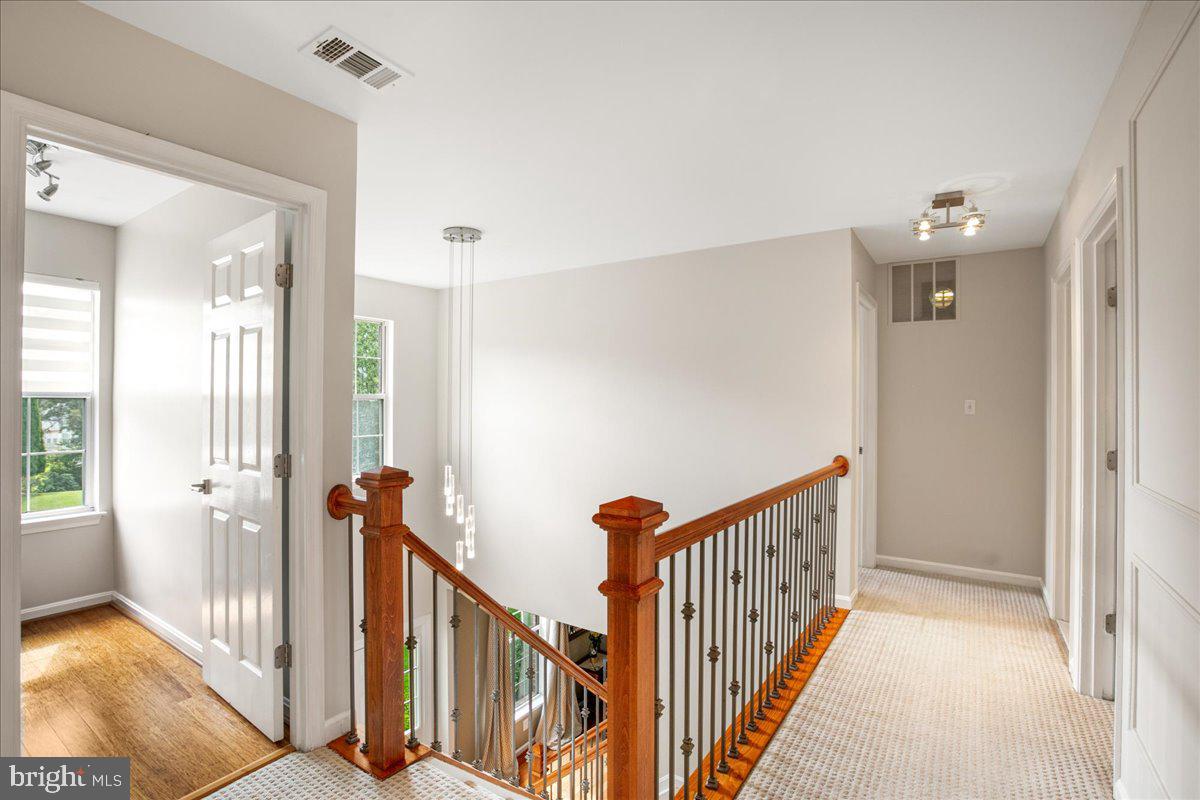 8735 DIAMOND HILL DR, BRISTOW, Virginia 20136, 4 Bedrooms Bedrooms, ,3 BathroomsBathrooms,Residential,For sale,8735 DIAMOND HILL DR,VAPW2103440 MLS # VAPW2103440