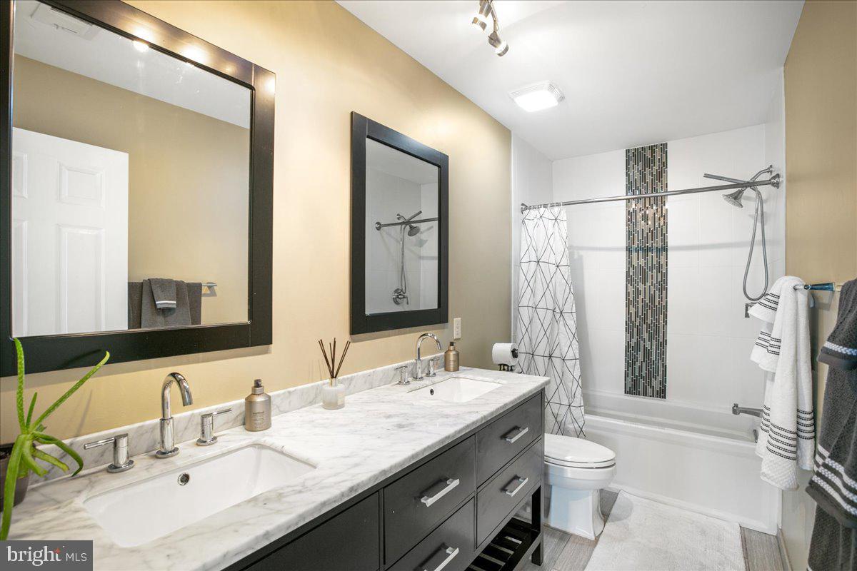 8735 DIAMOND HILL DR, BRISTOW, Virginia 20136, 4 Bedrooms Bedrooms, ,3 BathroomsBathrooms,Residential,For sale,8735 DIAMOND HILL DR,VAPW2103440 MLS # VAPW2103440