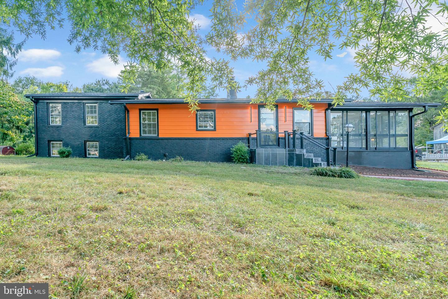 10006 S GRANT AVE, MANASSAS, Virginia 20110, 3 Bedrooms Bedrooms, ,2 BathroomsBathrooms,Residential,For sale,10006 S GRANT AVE,VAMN2009312 MLS # VAMN2009312