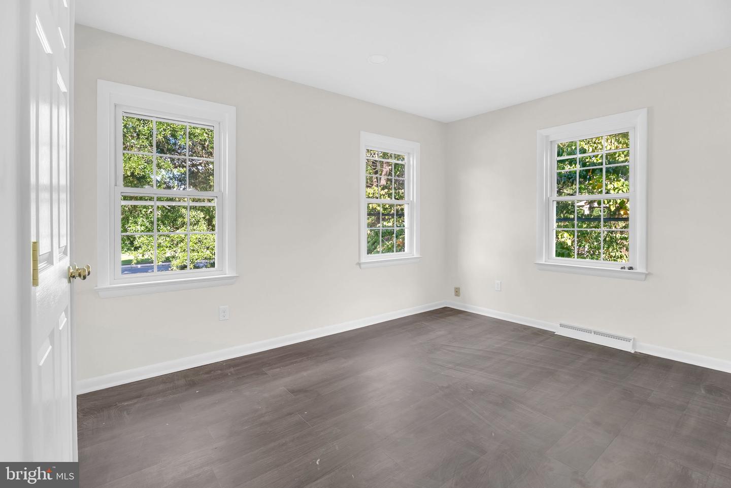 10006 S GRANT AVE, MANASSAS, Virginia 20110, 3 Bedrooms Bedrooms, ,2 BathroomsBathrooms,Residential,For sale,10006 S GRANT AVE,VAMN2009312 MLS # VAMN2009312
